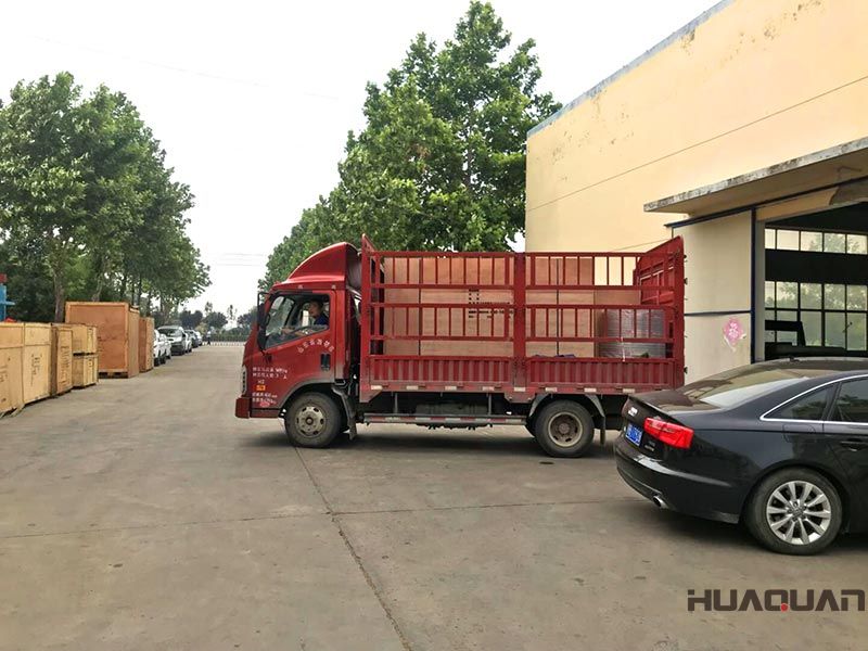 一臺HQ200GF移動靜音拖車發電機組在六月13號發往湖北省鄂州市