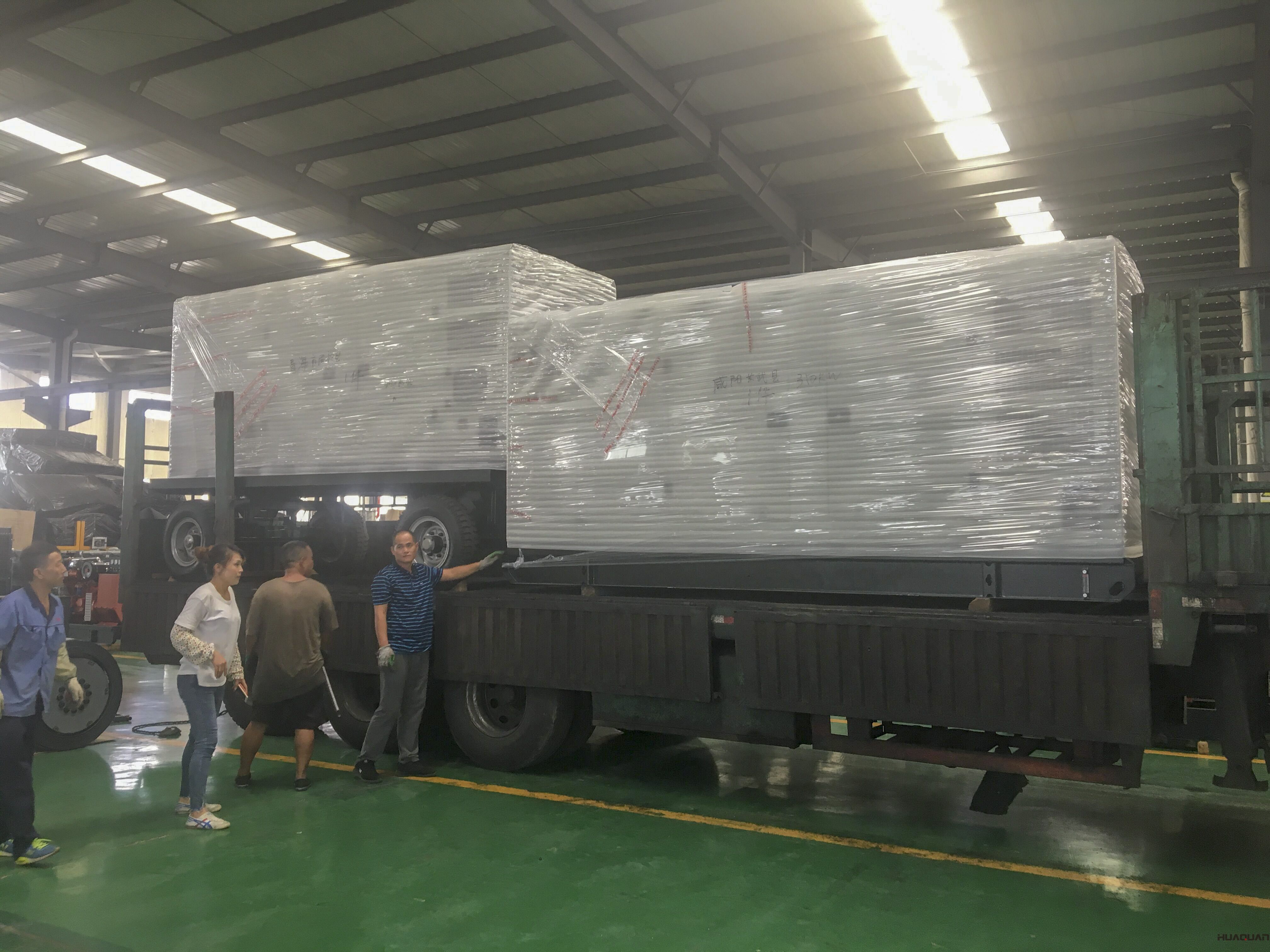 8月17日，一臺300kw標(biāo)配柴油發(fā)電機組從華全動力發(fā)往湖北
