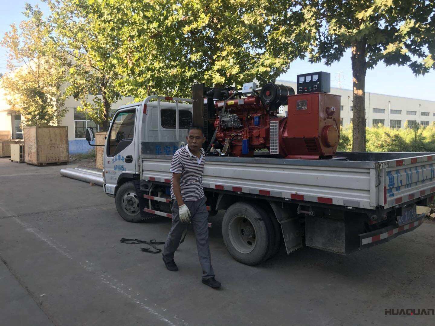 9月27日一臺50kw標(biāo)配型柴油發(fā)電機組發(fā)往山東