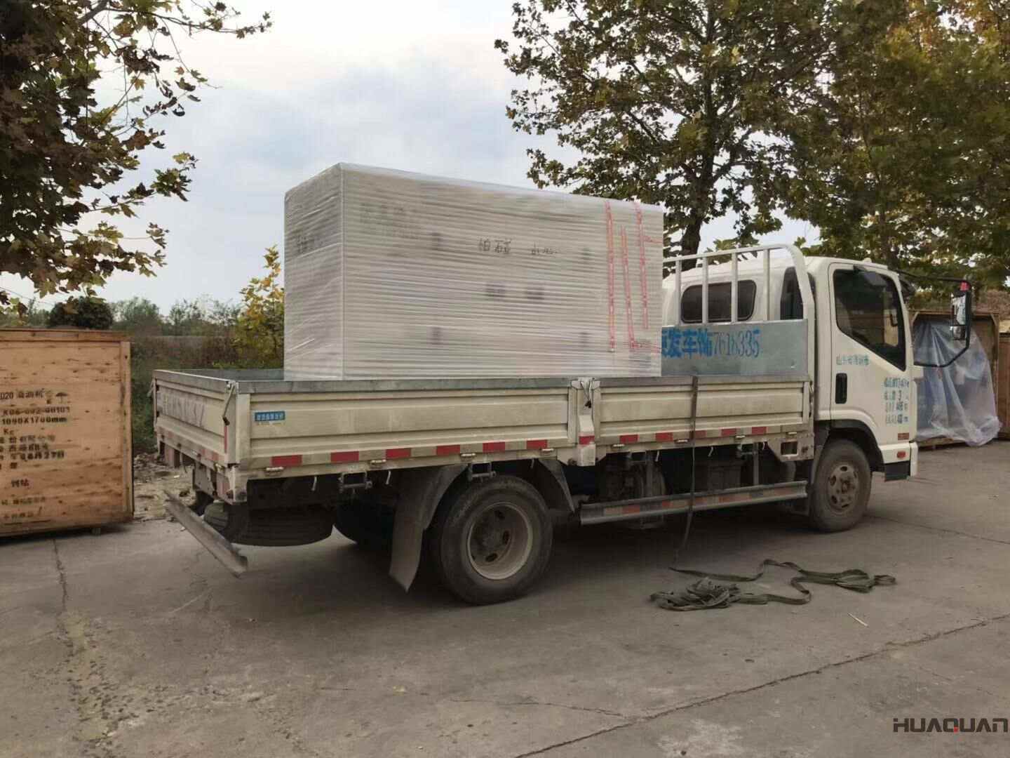 10月21日，柴先生訂購的一臺500kw自動化柴油發電機組從華全動力成功發往內蒙古