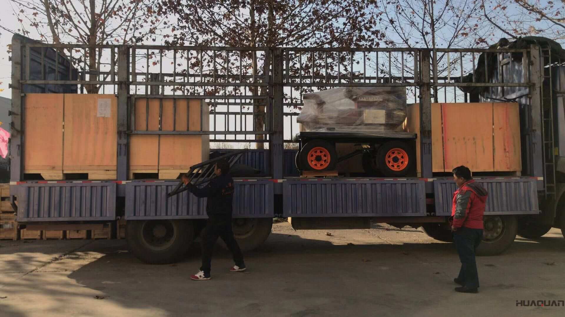 11月14日，河北余先生從華全動力采購的一臺30kw標配柴油發電機組已經順利發往目的地