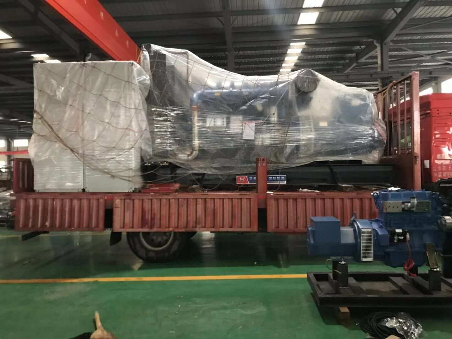 華全動力一臺1000kw立柜四保護柴油發電機組于12月9日成功發往山東省