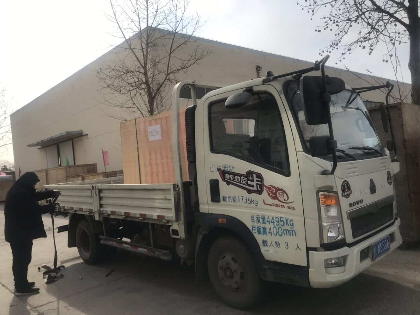 1月8日，薛先生從華全動力采購的50kw移動拖車柴油發電機組現已成功發往福建省