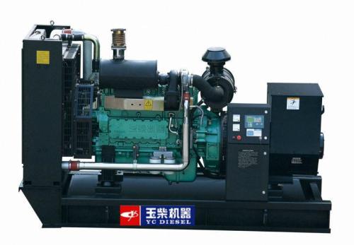 2月18日，山東省鄭先生從華全動(dòng)力采購(gòu)的200kw立柜四保護(hù)柴油發(fā)電機(jī)組順利發(fā)往目的地